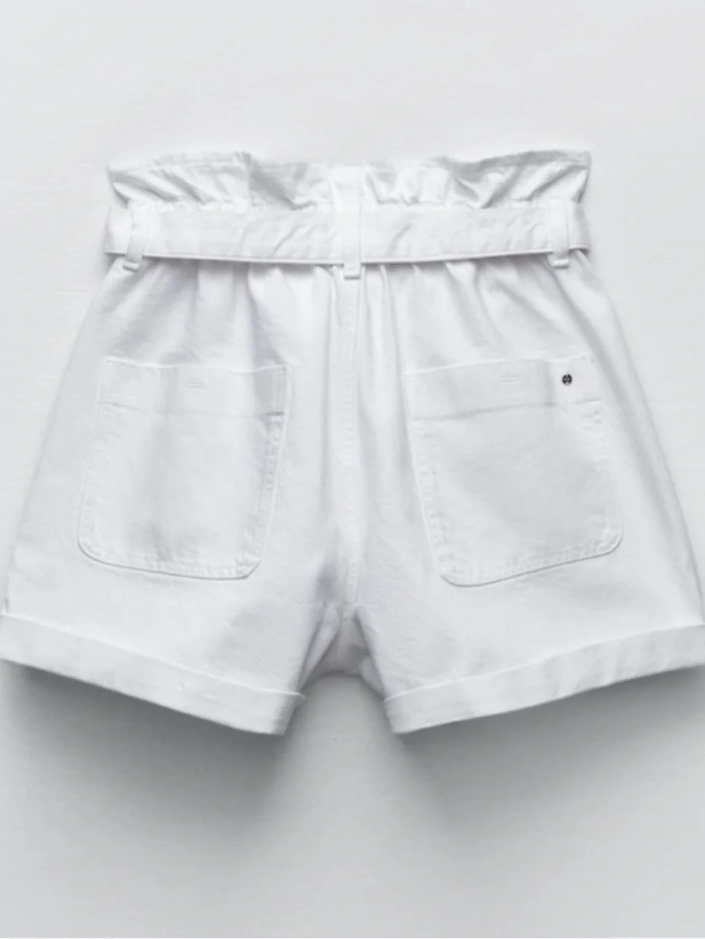 Zara High-Waist Paperbag Women’s Shorts in White - Picture 3 of 5